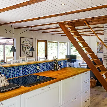 Amazing In With Kitchen * Nexø