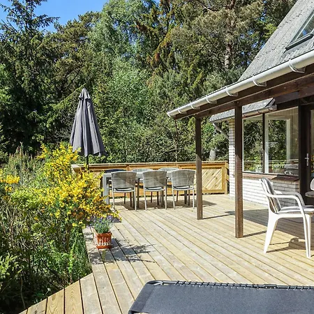 Amazing In With Kitchen *